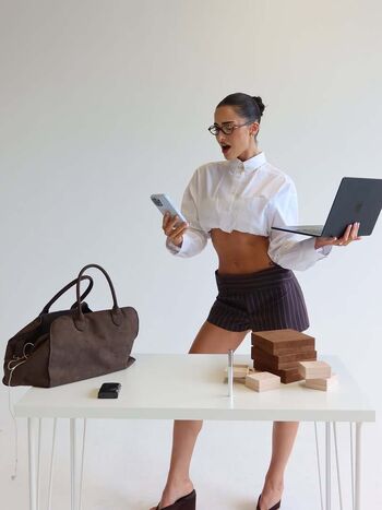 Angelica laliotis image