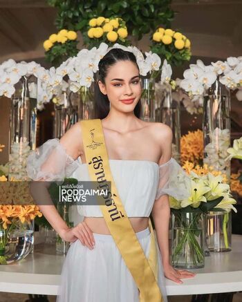 Angelina skye walker image