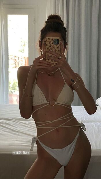 Angelina texier image