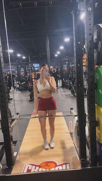 Angelinalauj image