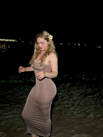 Anggela vivanco image