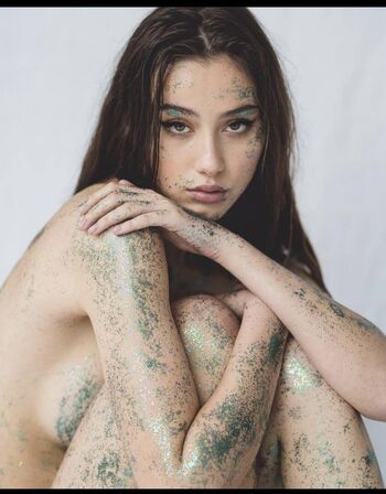Ania rybak image