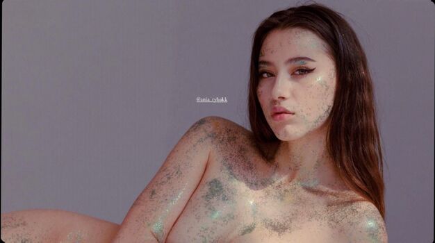 Ania rybak image