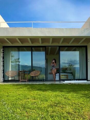 Anna arevalo image