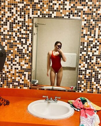 Anna boates image