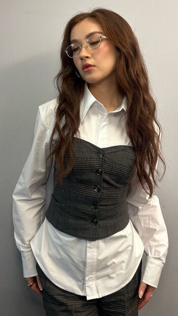 Anna cathcart page 2 image