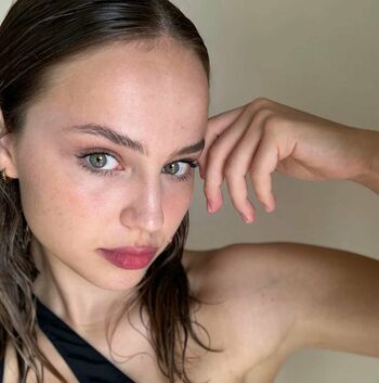 Anna deniz image