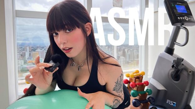 Anna dreamy asmr image