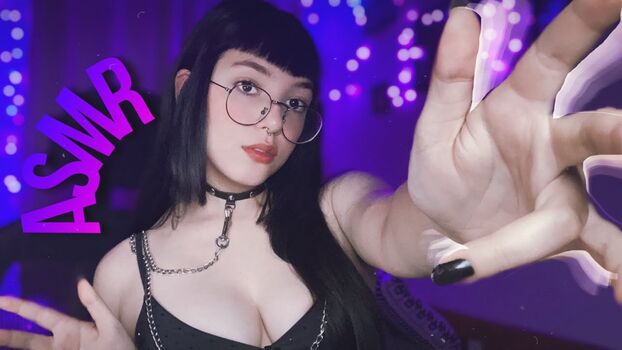 Anna dreamy asmr image