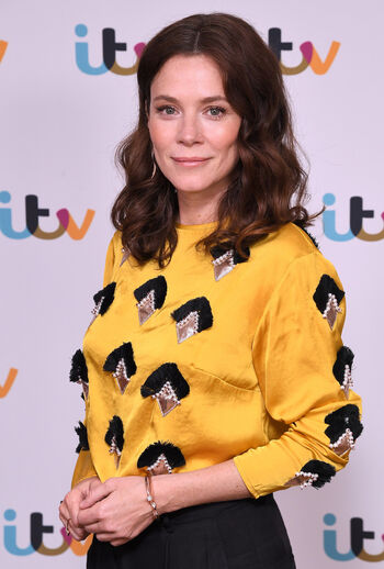 Anna friel image
