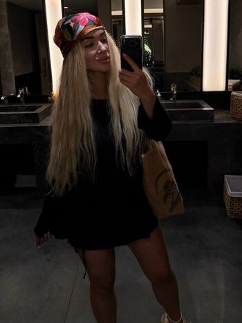 Anna kostenko image