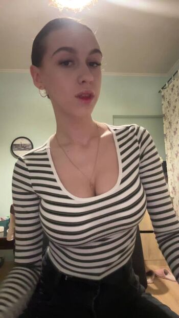 Anna lavrik page 2 image