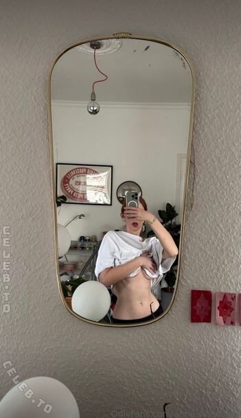 Anna singvogel image