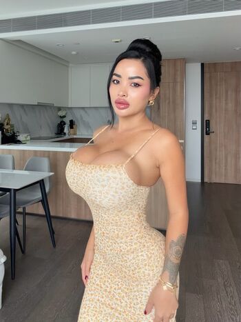 Annastasya hakim 1 image