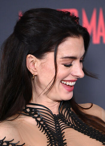 Anne hathaway page 5 image