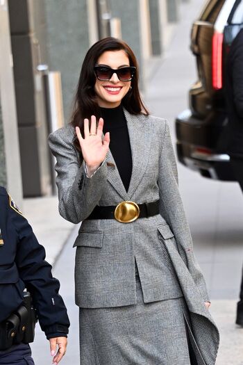 Anne hathaway page 2 image