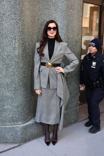 Anne hathaway page 2 image