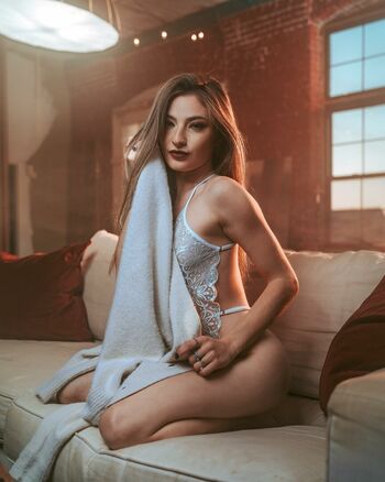 Annie poletick image