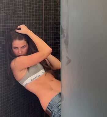 Annika koser 1 image