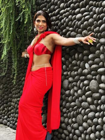 Anu aryan image
