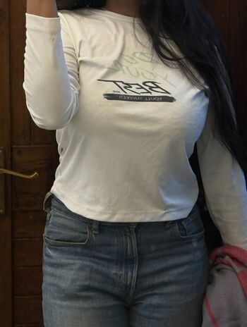 Anushka deokate image