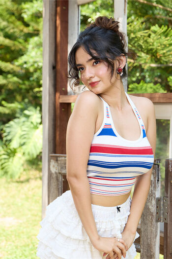 Anushka sen image