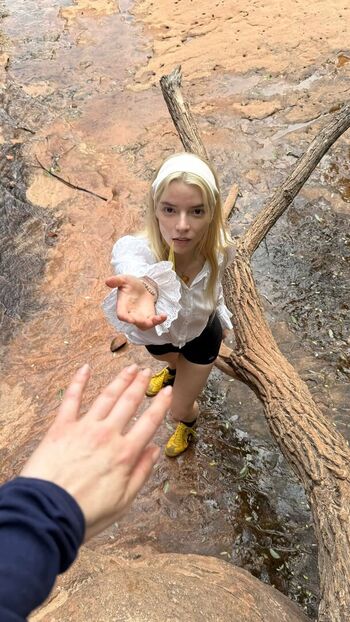 Anya taylor joy 1 image