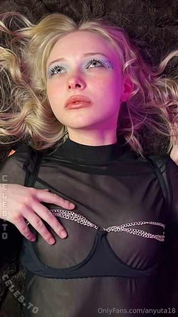 Anyuta18 page 2 image