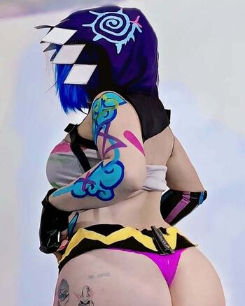 Arely munson image