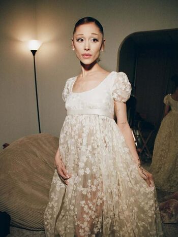 Ariana grande 1 image