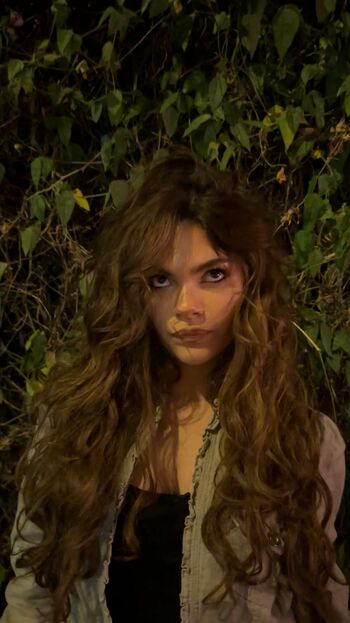 Ariana greenblatt image