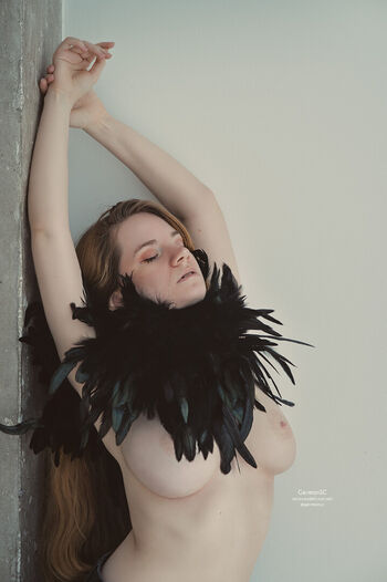 Arianna gray page 2 image