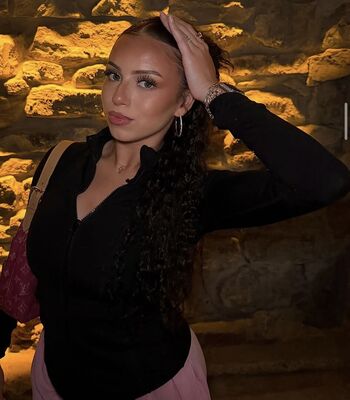 Arianna tyler image