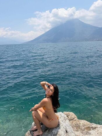 Arienne monteclar image