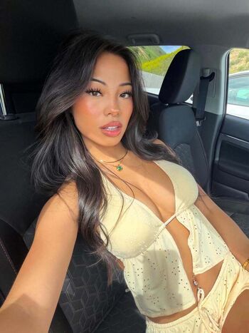 Arienne monteclar image