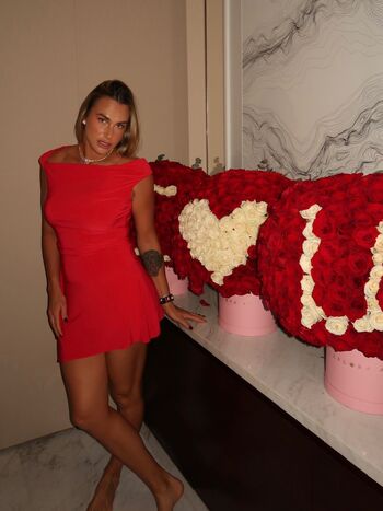 Aryna sabalenka page 2 image