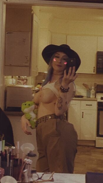 Ashbaybee image