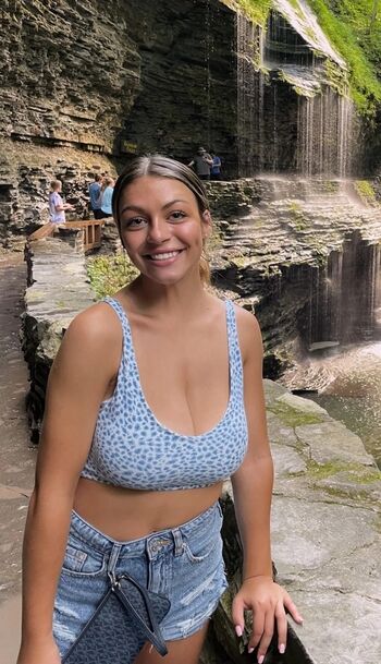 Ashleighmarchetti image