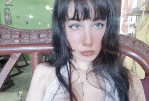 Ashley ackerman image