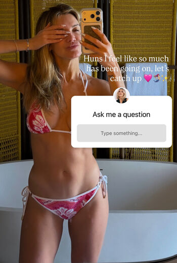 Ashley roberts image