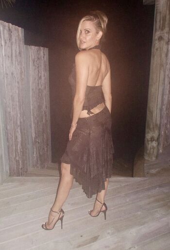 Ashley roberts image