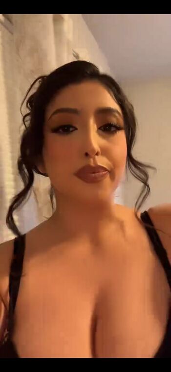 Ashleyarambulaa image