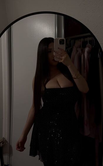 Ashleyarambulaa image