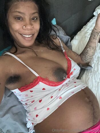 Ashluvbug2 image