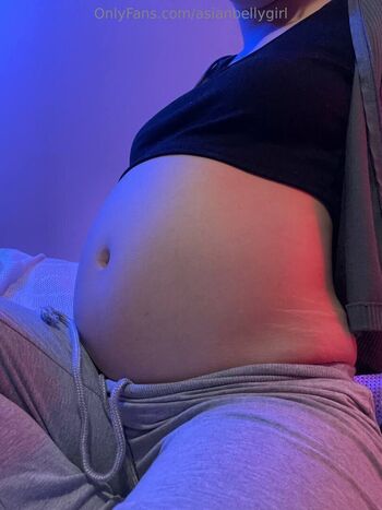 asianbellygirl