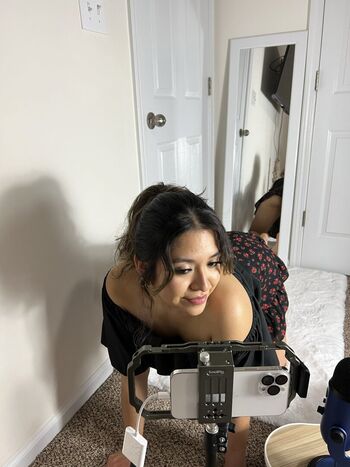 Asmrwithjaneth image