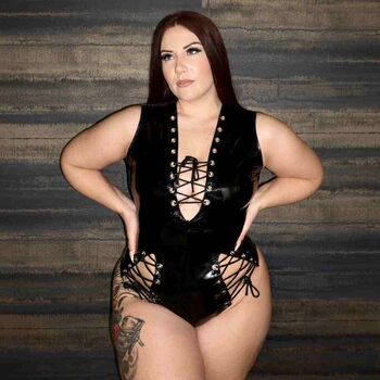 Aubrey red ruby red image