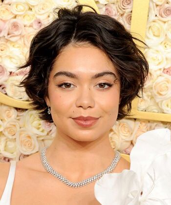 Aulii cravalho image