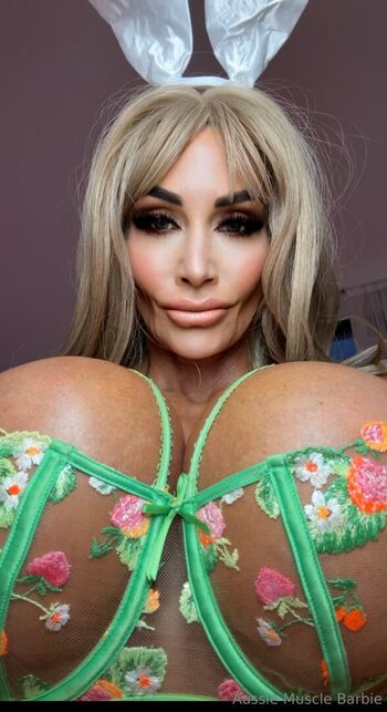 Aussiemusclebarbie 1 page 4 image