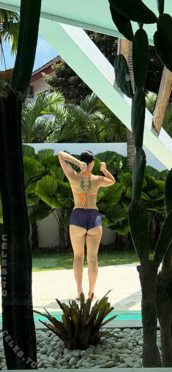 Ava hirons image
